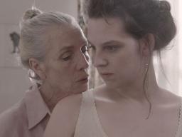 Bild från filmen "09:55-11:05, Ingrid Ekman, Bergsgatan 4B".
